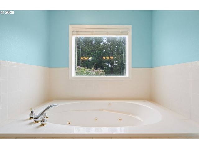 1716 Se 283RD Ave, Camas, WA 98607