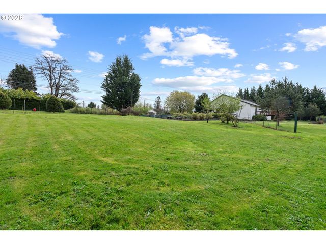 1716 Se 283RD Ave, Camas, WA 98607