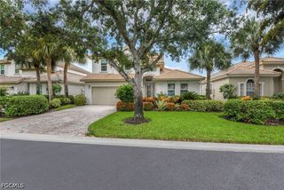 23157 Oakglen LN, Estero, FL 34135
