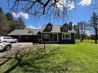 2206 N 5 Mile Road, Midland, MI 48642
