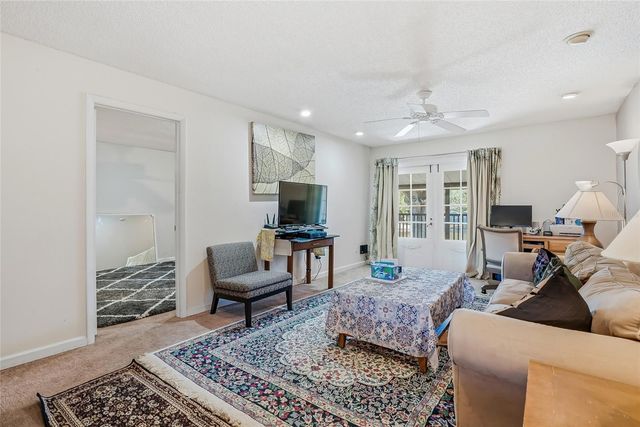 3814 N OAK DRIVE L62, Tampa, FL 33611