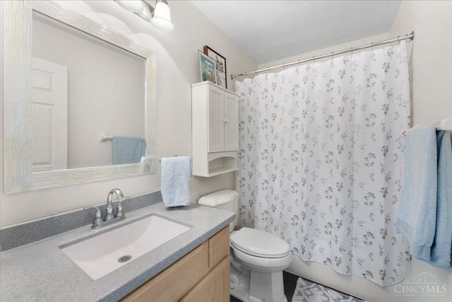 939 Airymeadows Drive, Hamilton Twp, OH 45039
