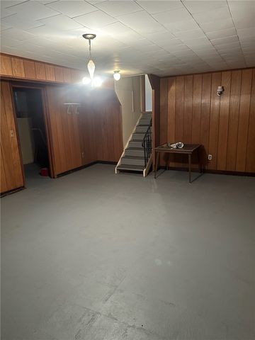 40 Flagstaff Drive, Irondequoit, NY 14622