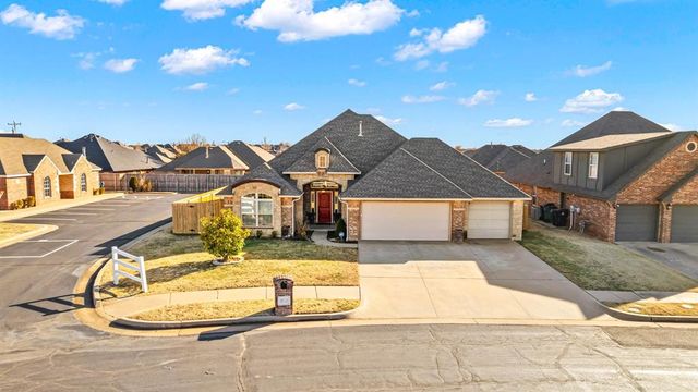 2712 NW 171st Street, Edmond, OK 73012