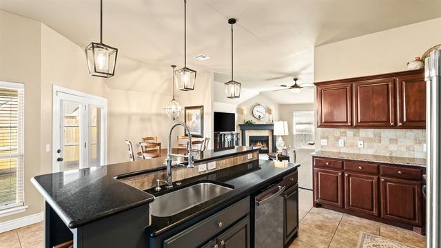 2712 NW 171st Street, Edmond, OK 73012