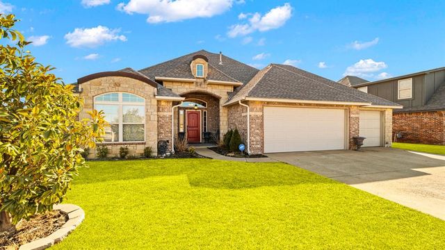 2712 NW 171st Street, Edmond, OK 73012