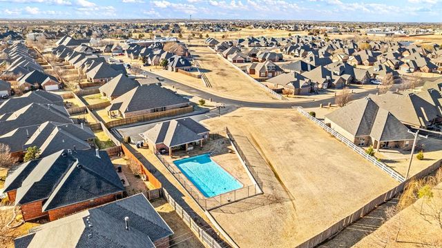 2712 NW 171st Street, Edmond, OK 73012