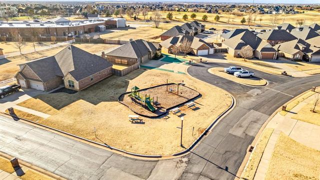 2712 NW 171st Street, Edmond, OK 73012