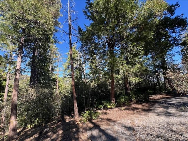 27530 North Bay Road, Lake Arrowhead, CA 92352