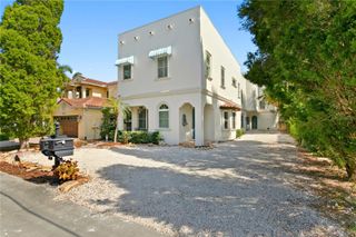 2936 W KNIGHTS AVENUE B, Tampa, FL 33611