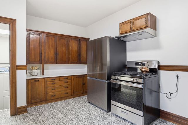 16 E Cleveland Avenue, Muskegon Heights City, MI 49444