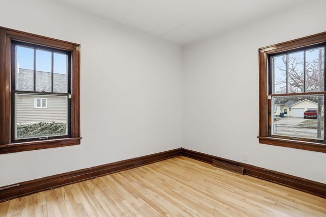 16 E Cleveland Avenue, Muskegon Heights City, MI 49444