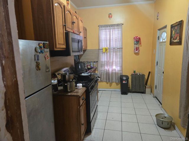 537 Jerome Street, Brooklyn, NY 11207