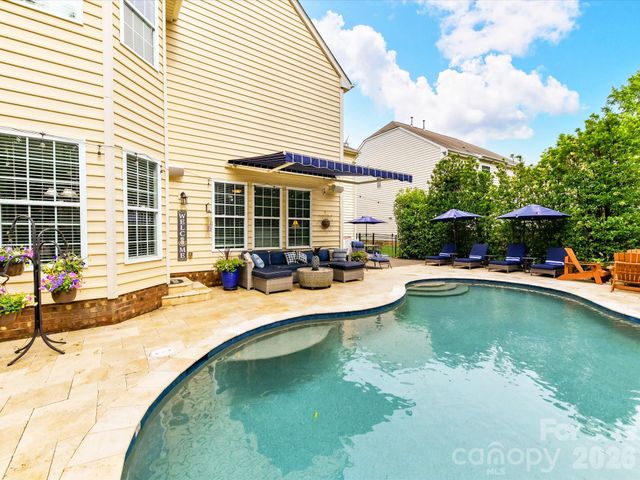 5021 Helena Park Lane, Matthews, NC 28105