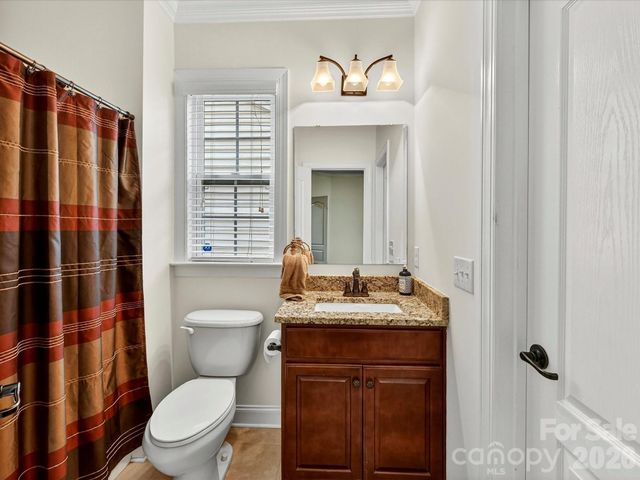 5021 Helena Park Lane, Matthews, NC 28105