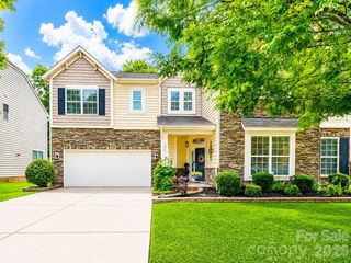 5021 Helena Park Lane, Matthews, NC 28105