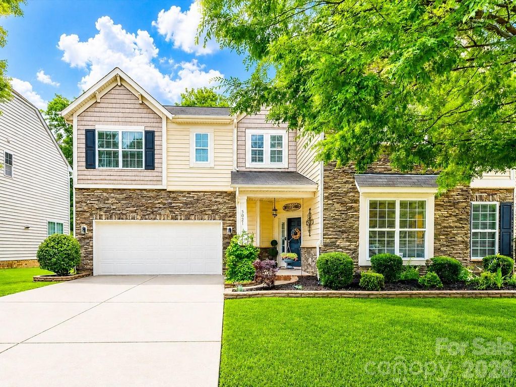 5021 Helena Park Lane, Matthews, NC 28105