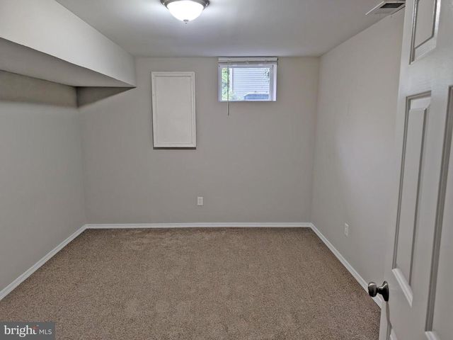 6501 ROYAL OAKS DR, Fredericksburg, VA 22407