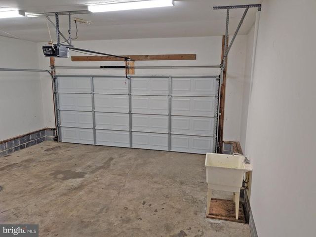 6501 ROYAL OAKS DR, Fredericksburg, VA 22407