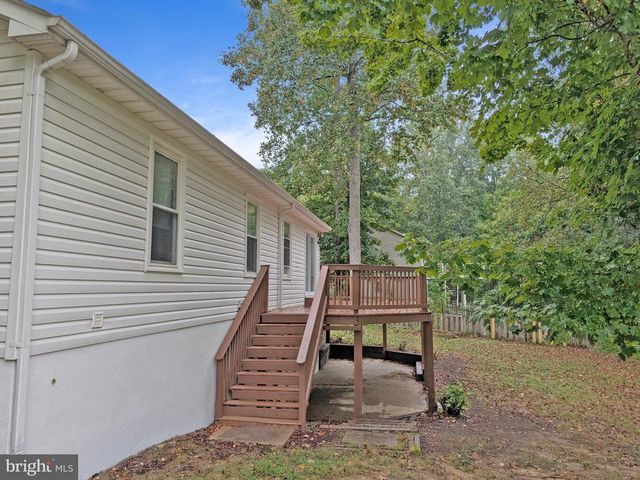 6501 ROYAL OAKS DR, Fredericksburg, VA 22407