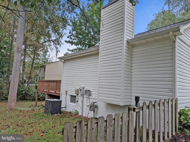 6501 ROYAL OAKS DR, Fredericksburg, VA 22407