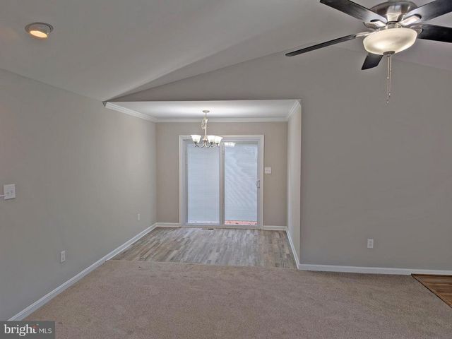 6501 ROYAL OAKS DR, Fredericksburg, VA 22407