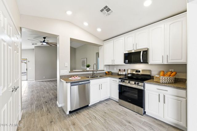 45151 W PARAISO Lane, Maricopa, AZ 85139