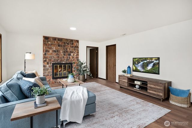 17813 147th Place NE, Woodinville, WA 98072