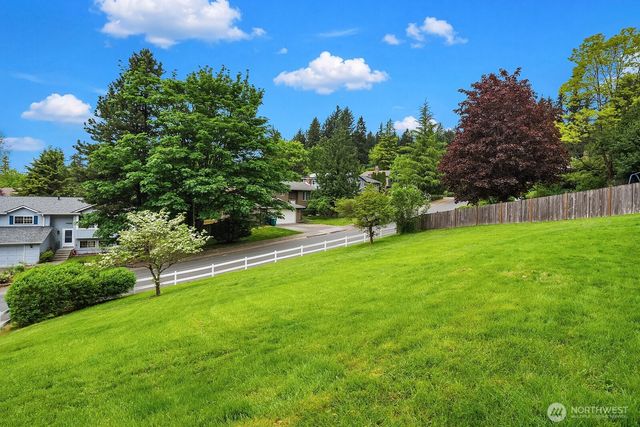 17813 147th Place NE, Woodinville, WA 98072