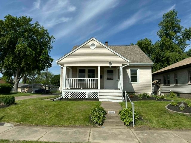1856 42nd Street, Rock Island, IL 61201