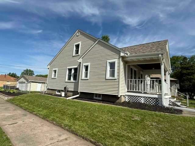 1856 42nd Street, Rock Island, IL 61201