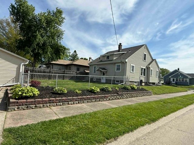 1856 42nd Street, Rock Island, IL 61201