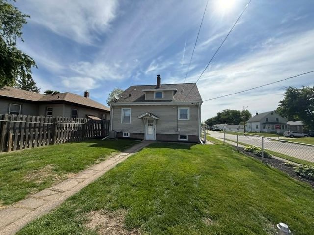 1856 42nd Street, Rock Island, IL 61201