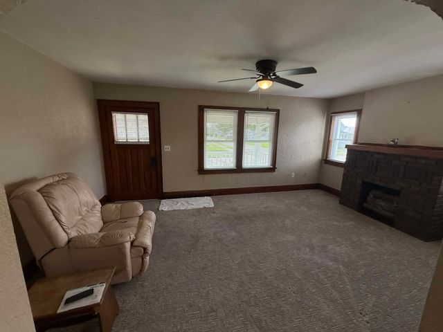 1856 42nd Street, Rock Island, IL 61201