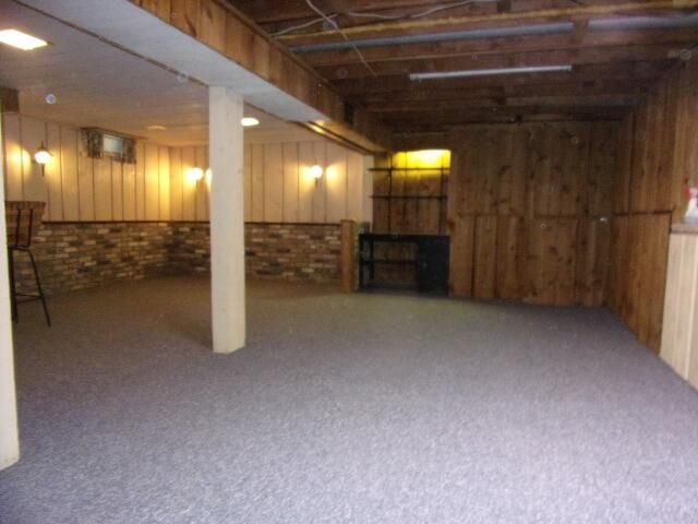 W148N8273 Albert PLACE, Menomonee Falls, WI 53051