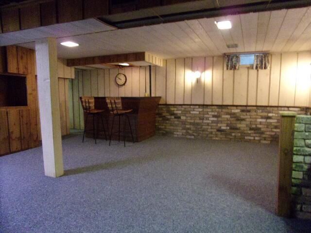 W148N8273 Albert PLACE, Menomonee Falls, WI 53051