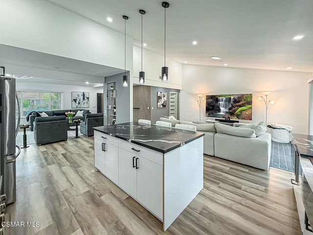 205 Cedar Heights Drive, Thousand Oaks, CA 91360