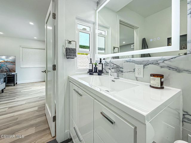 205 Cedar Heights Drive, Thousand Oaks, CA 91360