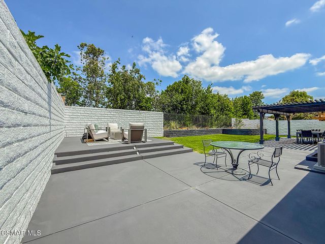 205 Cedar Heights Drive, Thousand Oaks, CA 91360