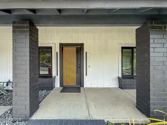 205 Cedar Heights Drive, Thousand Oaks, CA 91360