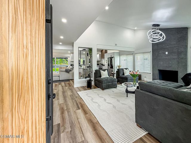205 Cedar Heights Drive, Thousand Oaks, CA 91360