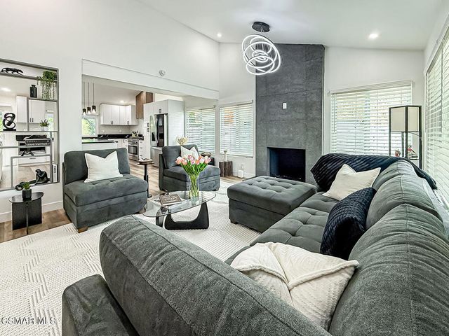 205 Cedar Heights Drive, Thousand Oaks, CA 91360
