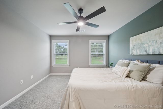 209 W Broadway Street, Owasso, OK 74055
