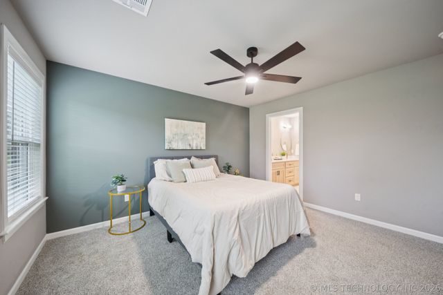 209 W Broadway Street, Owasso, OK 74055
