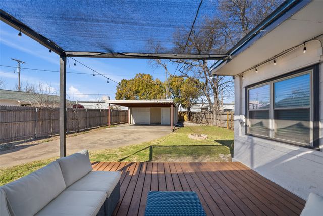 3824 Desert Ridge Drive, Fort Worth, TX 76116