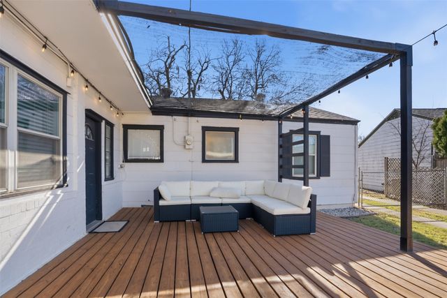 3824 Desert Ridge Drive, Fort Worth, TX 76116