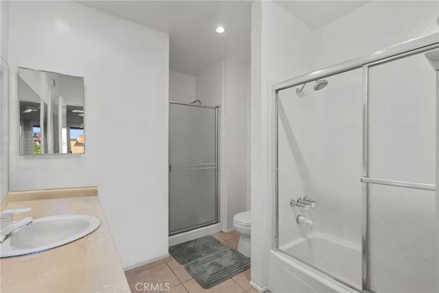 19545 Sherman Way 74, Reseda, CA 91335