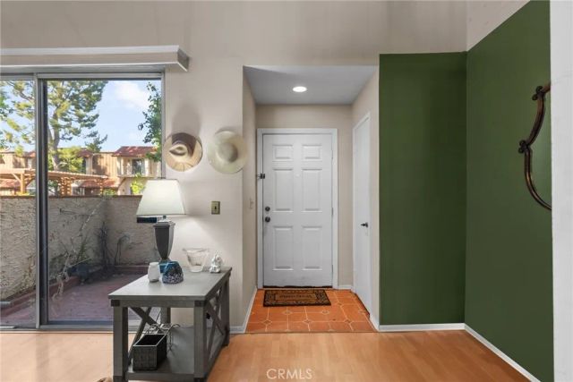 19545 Sherman Way 74, Reseda, CA 91335