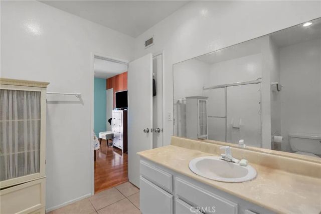 19545 Sherman Way 74, Reseda, CA 91335