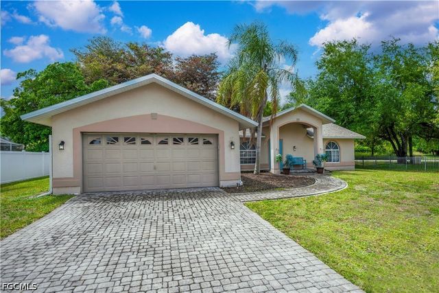 11640 Pine Hammock CIR, Fort Myers, FL 33919